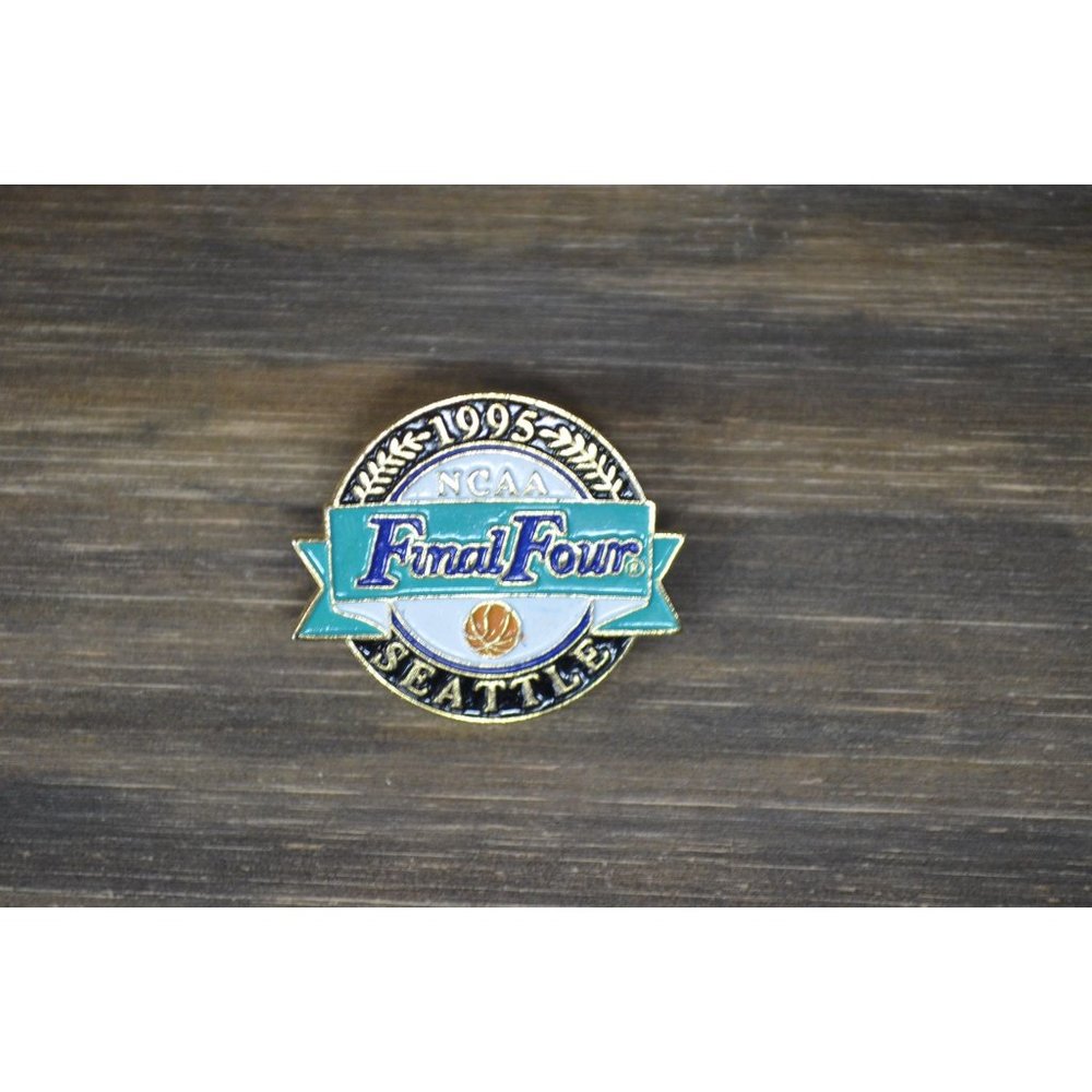 1995 Final Four Pennzoil Pin Badge Seattle Basketball NCAA Enamel